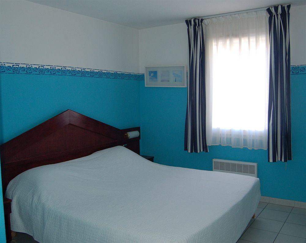 Hotel Les Arcades سانت ماري دو لا مير المظهر الخارجي الصورة